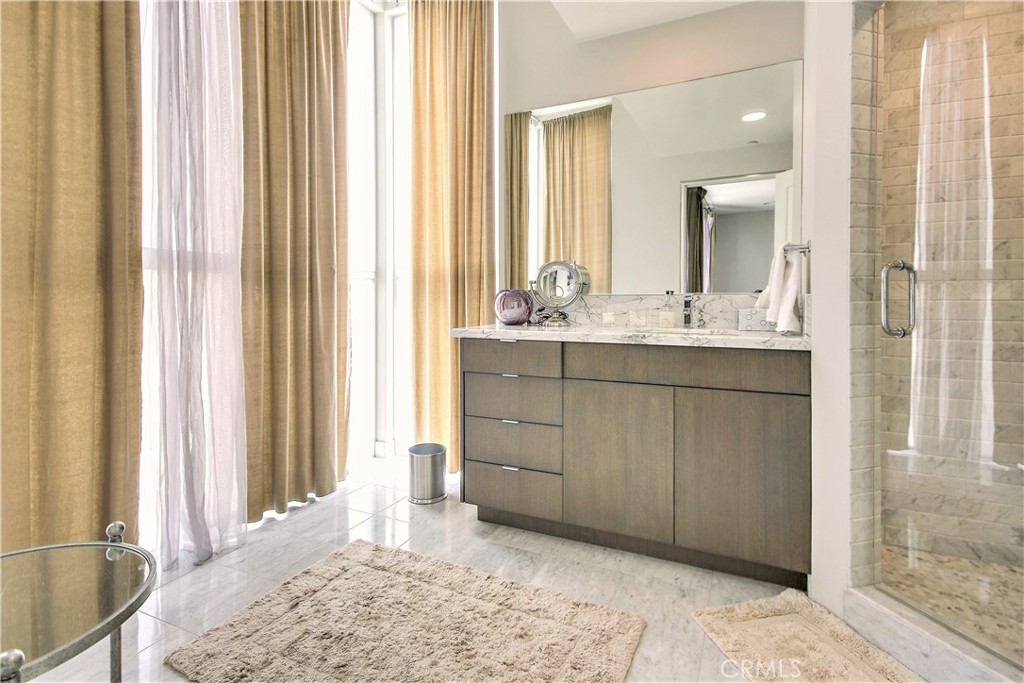8822 Rangely Avenue Property Photo 18