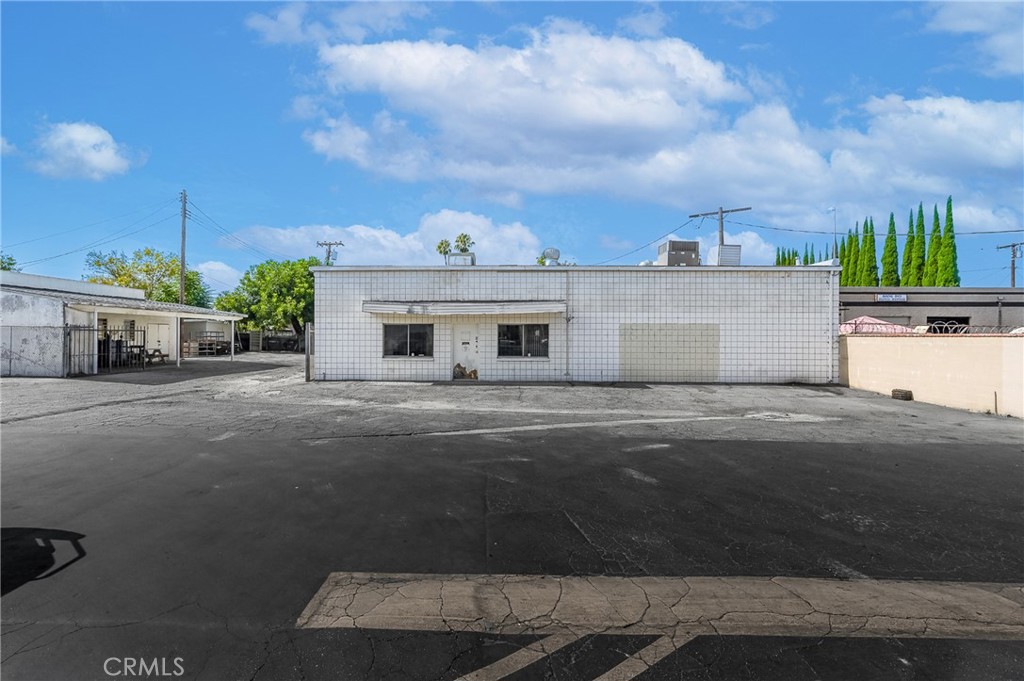 2745 Seaman Property Photo 4