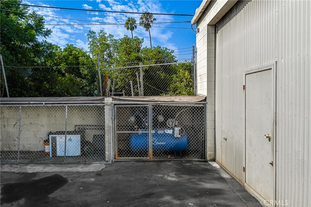 2745 Seaman Property Photo 11