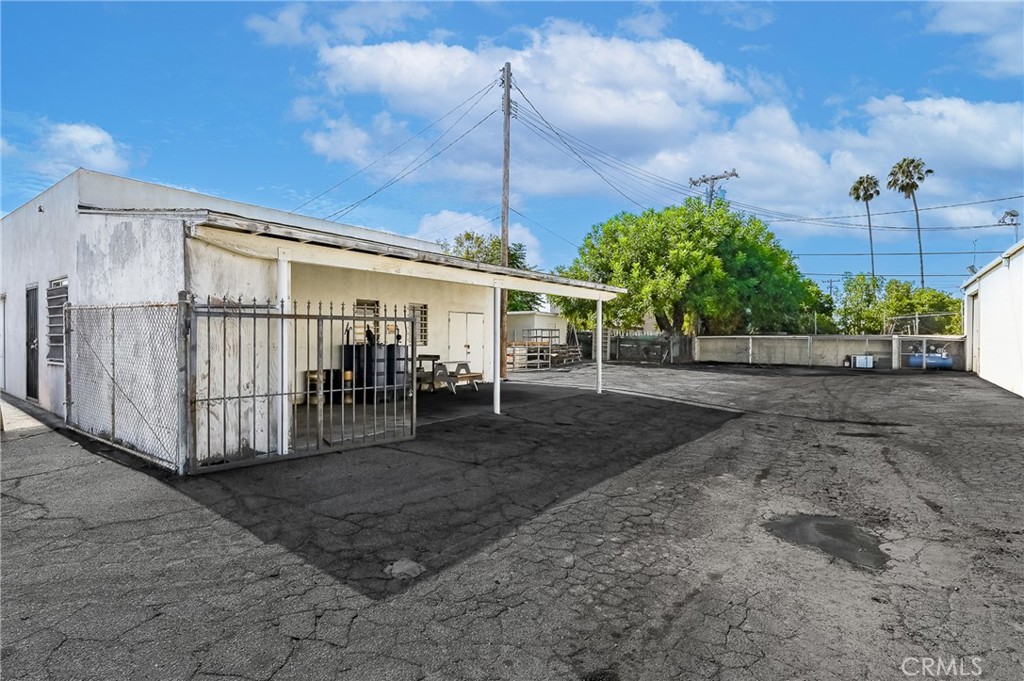 2745 Seaman Property Photo 12
