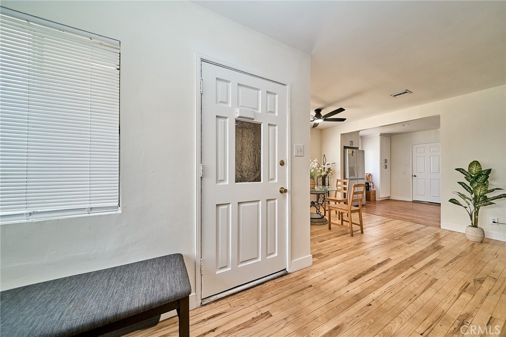 4255 Lynd Avenue Property Photo 3