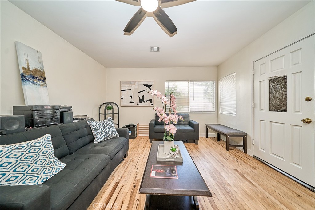 4255 Lynd Avenue Property Photo 6