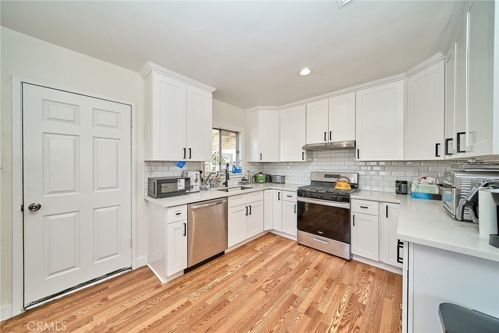 4255 Lynd Avenue Property Photo 13
