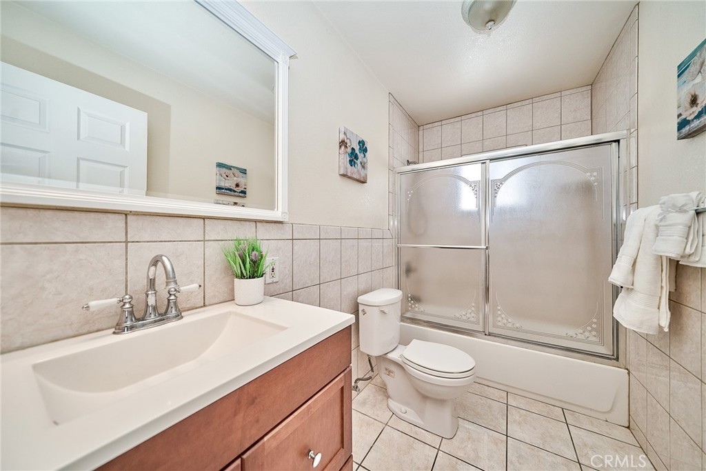 4255 Lynd Avenue Property Photo 17