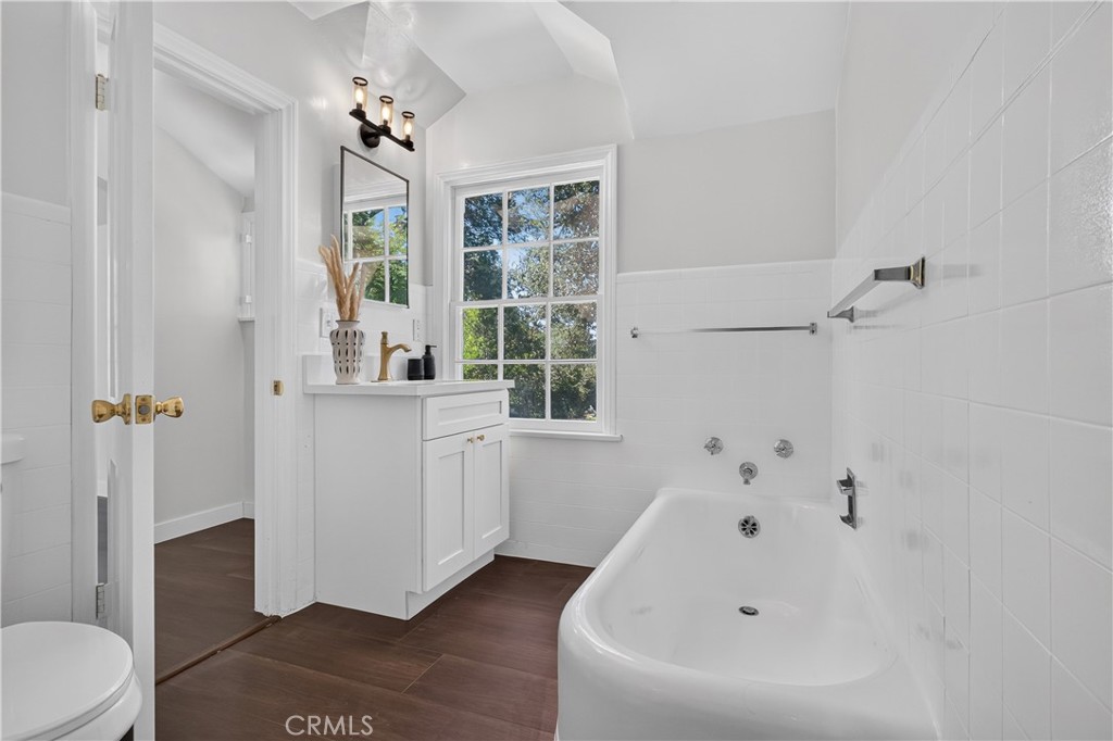 275 Arbolada Dr Property Photo 34