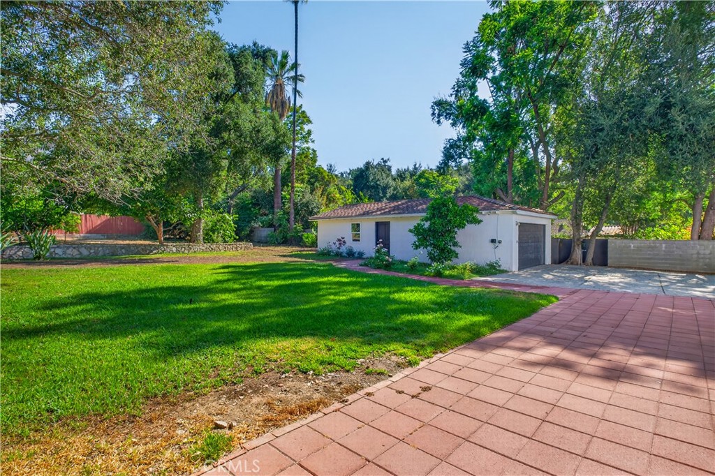 275 Arbolada Dr Property Photo 38
