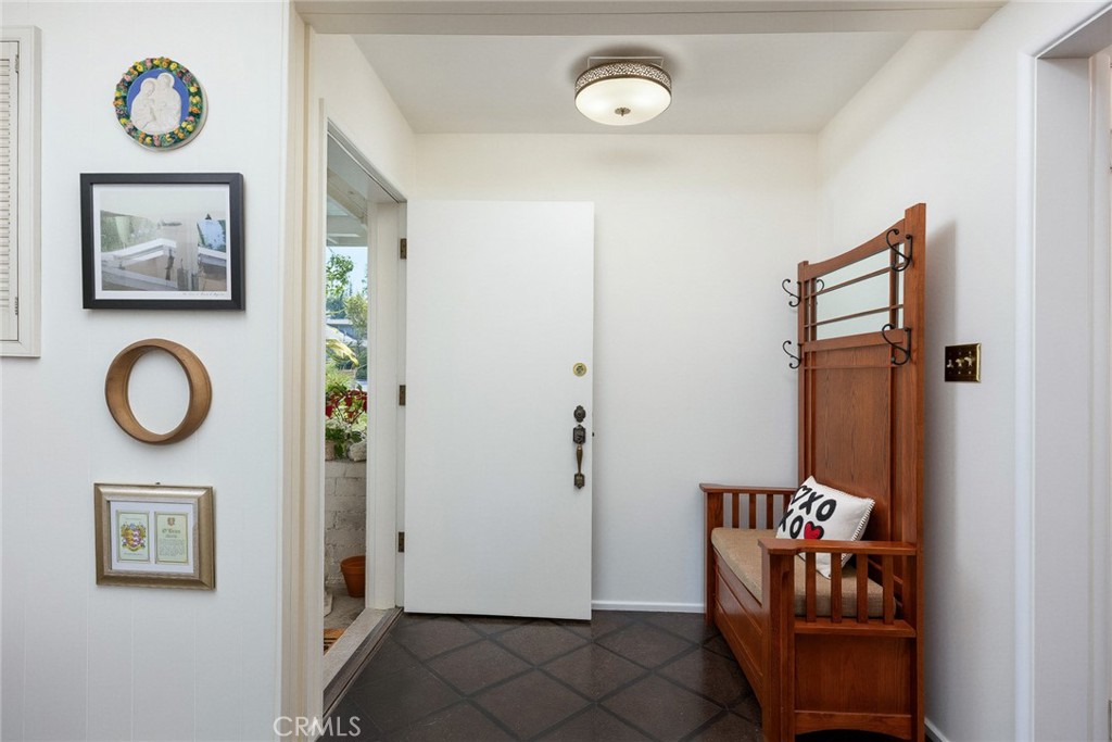 206 Oak Meadow Road Property Photo 6