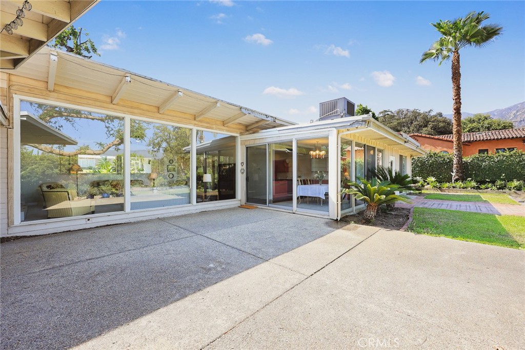 206 Oak Meadow Road Property Photo 12