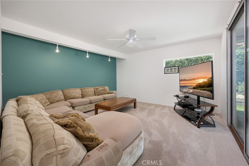 206 Oak Meadow Road Property Photo 17