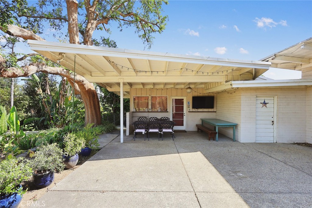 206 Oak Meadow Road Property Photo 29