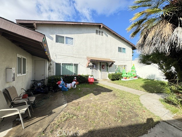 202 E Jackson Property Photo 5