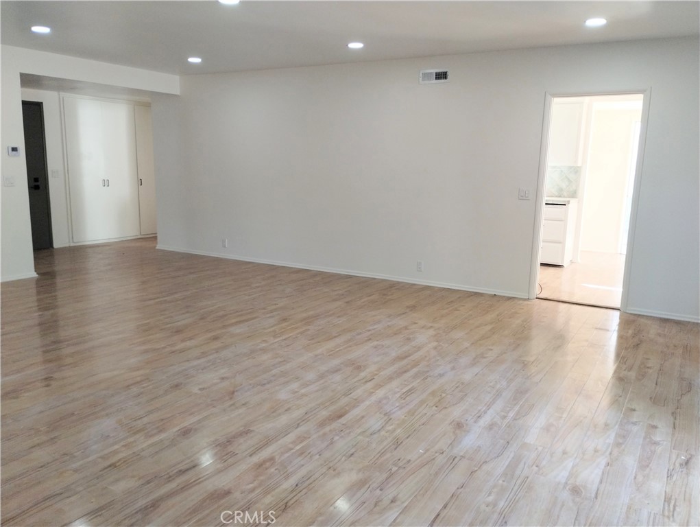 374 Grand Property Photo 7