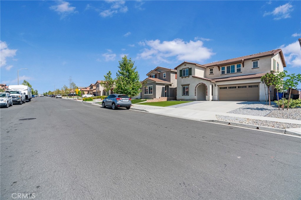 15597 Parry Peak Drive Property Photo 34