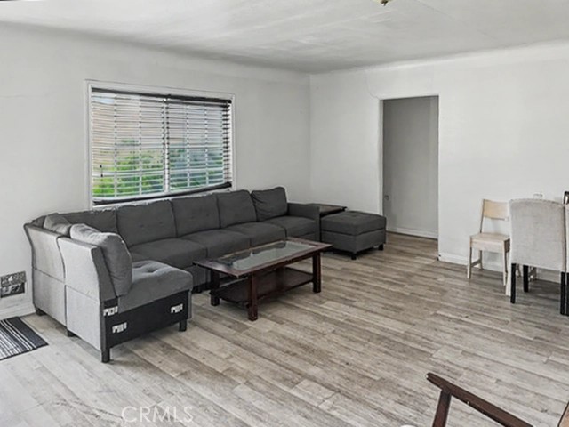 2851 Delaware Avenue Property Photo 4