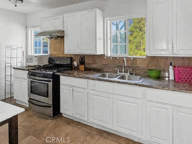 2851 Delaware Avenue Property Photo 5