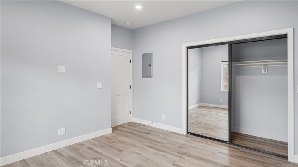 727 B E Myrtle Avenue Property Photo 15