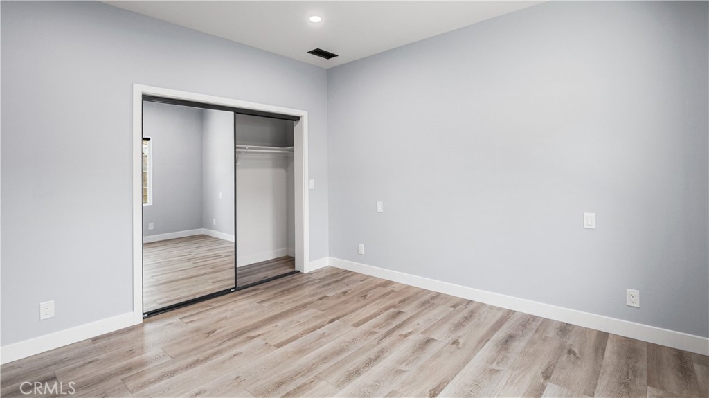 727 B E Myrtle Avenue Property Photo 16