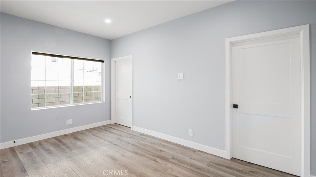 727 B E Myrtle Avenue Property Photo 26