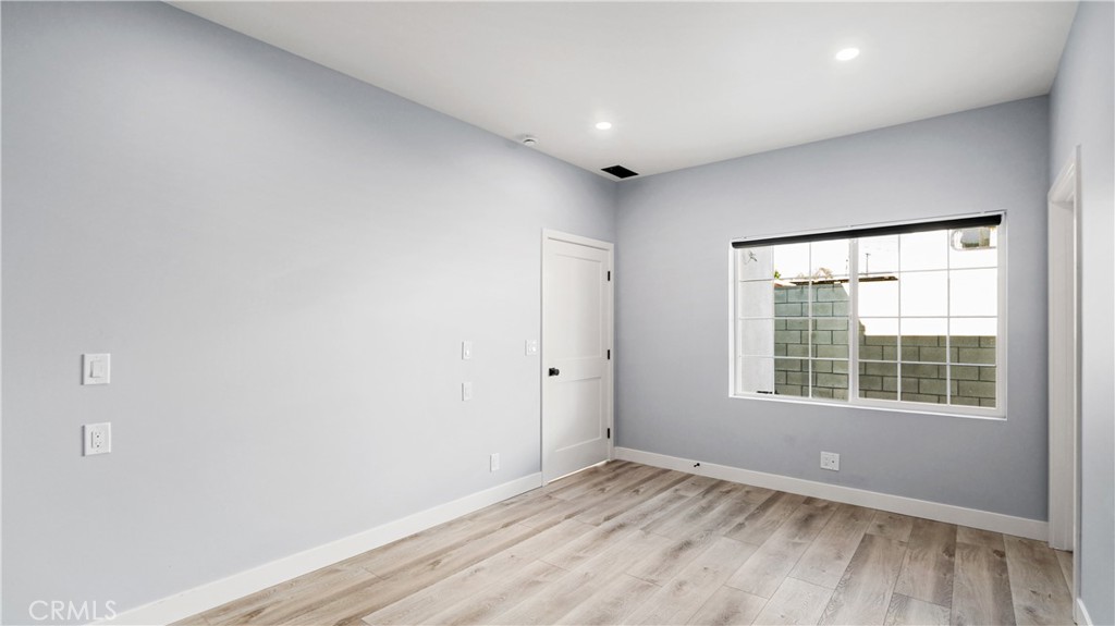 727 B E Myrtle Avenue Property Photo 27