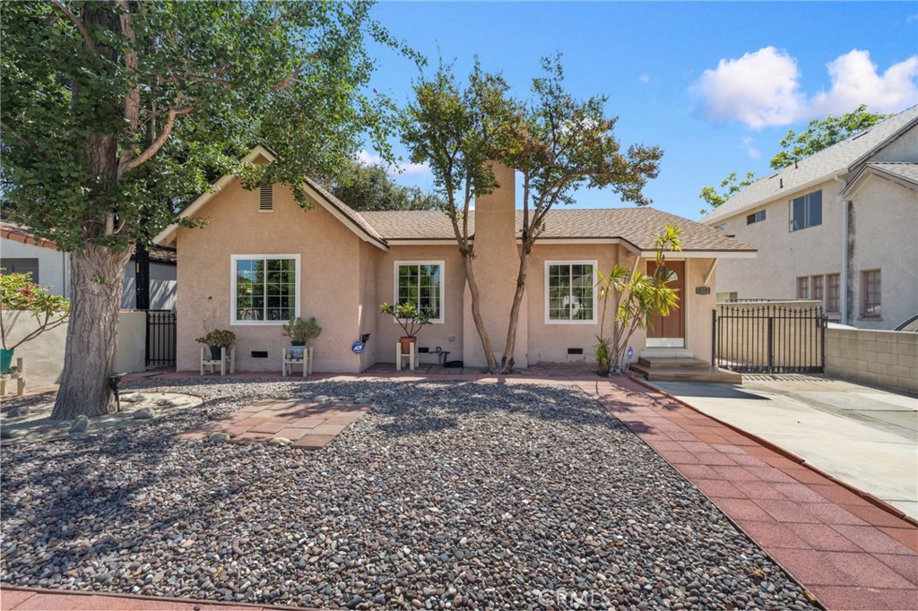 430 Milton Drive Property Photo 4