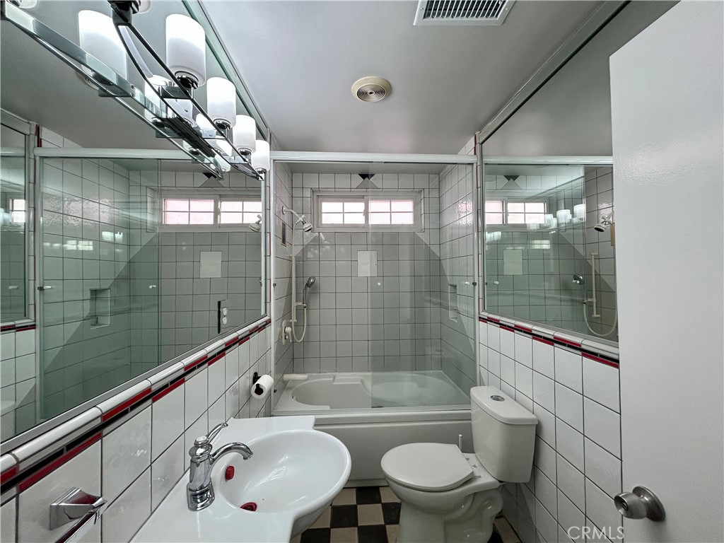 3132 Estado Street Property Photo 18