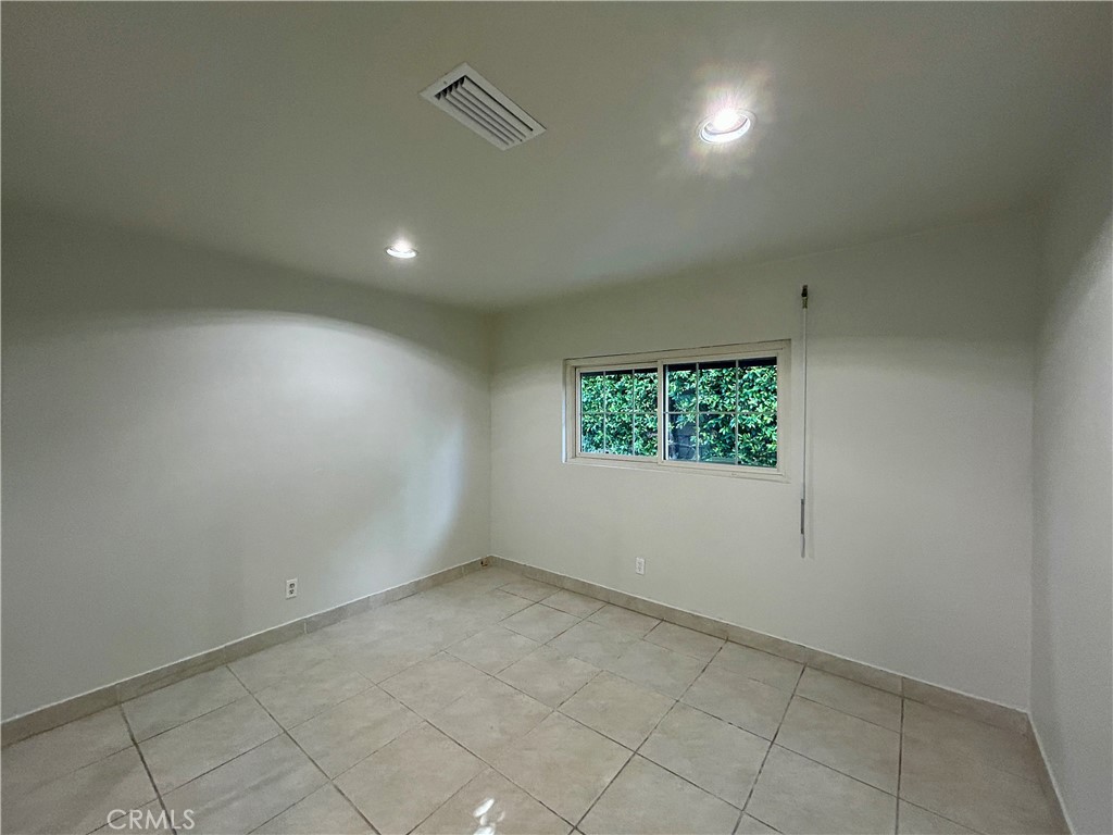 3132 Estado Street Property Photo 22