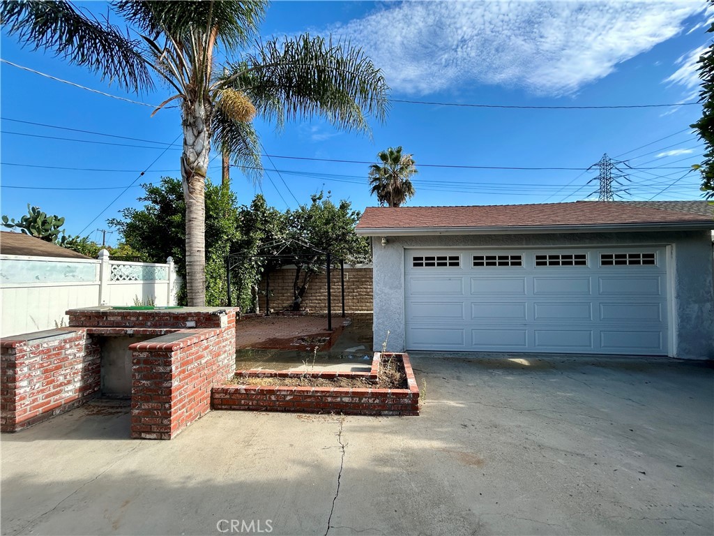 3132 Estado Street Property Photo 35