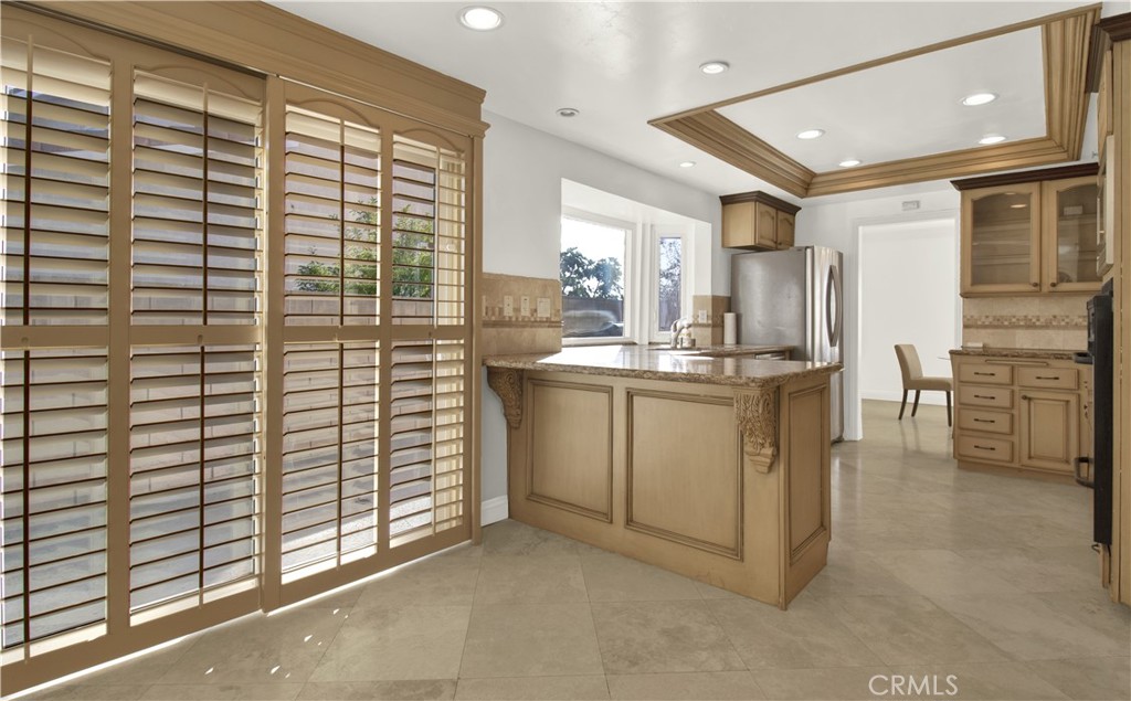 20261 Edgemont Place Property Photo 10