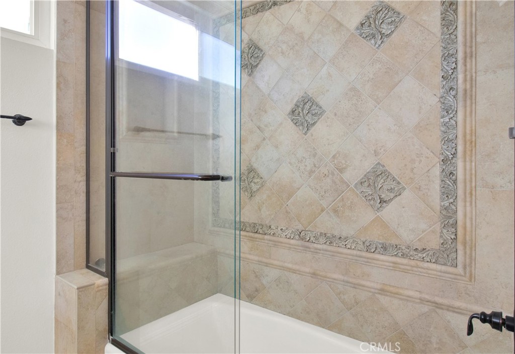 20261 Edgemont Place Property Photo 32