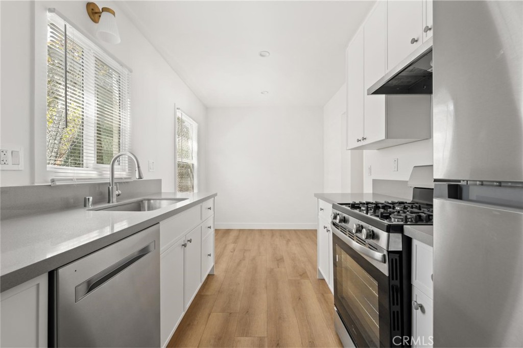 8716 Ramsgate Property Photo 4