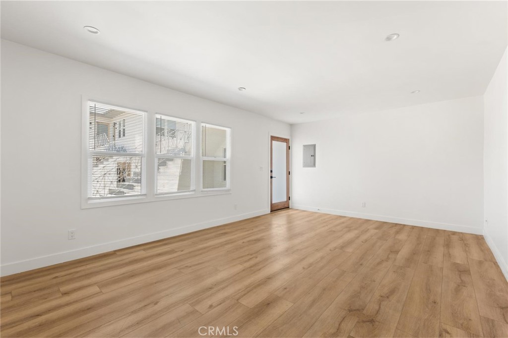 8716 Ramsgate Property Photo 7