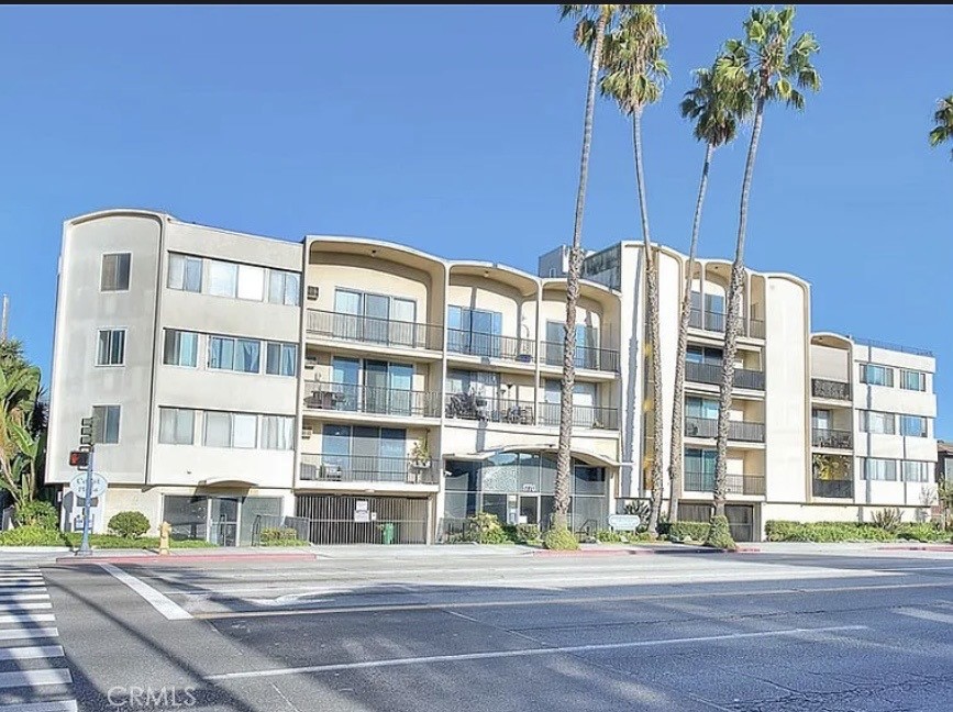 1770 Ximeno Avenue 202 Property Photo 1