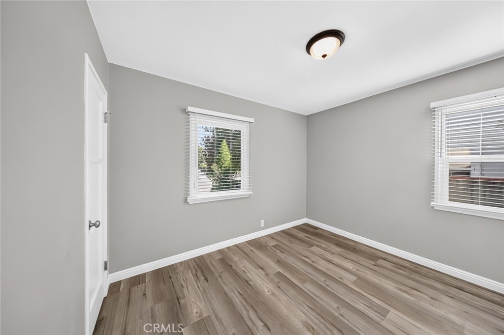 3227 E Del Mar Property Photo 7
