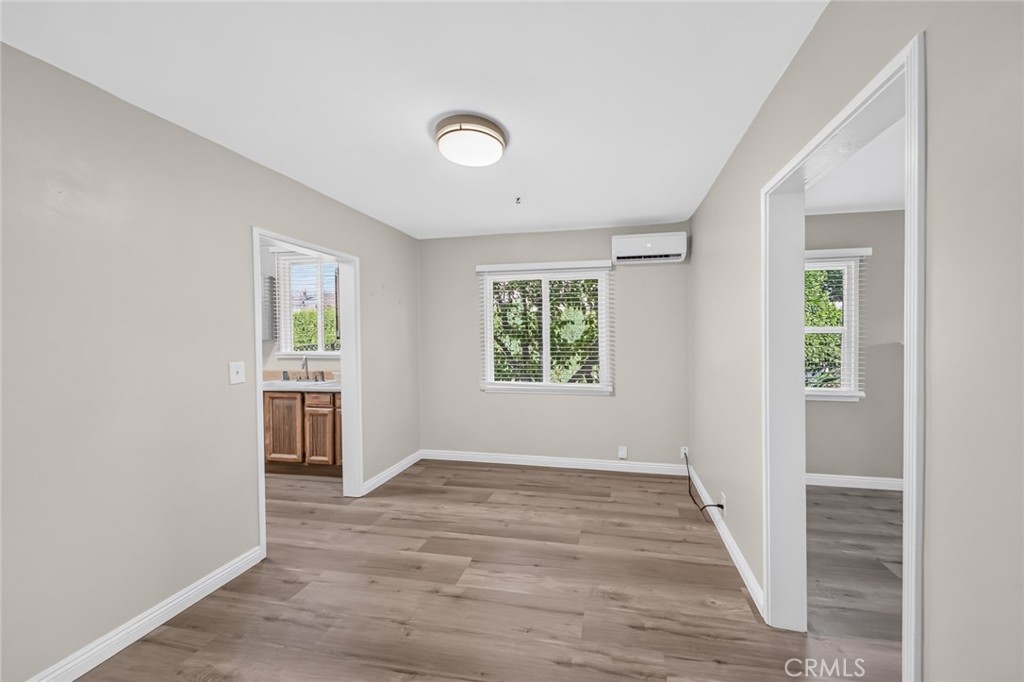 3227 E Del Mar Property Photo 8