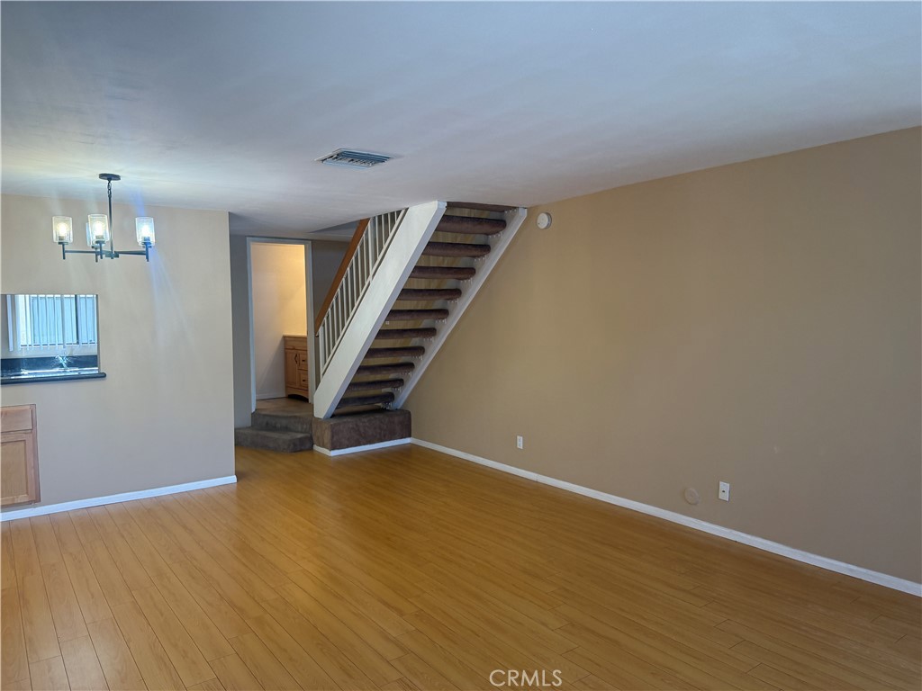 1022 Irving Avenue 3 Property Photo 6
