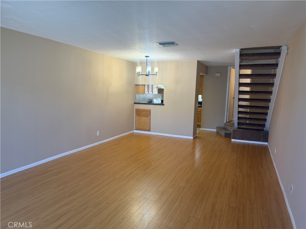 1022 Irving Avenue 3 Property Photo 7