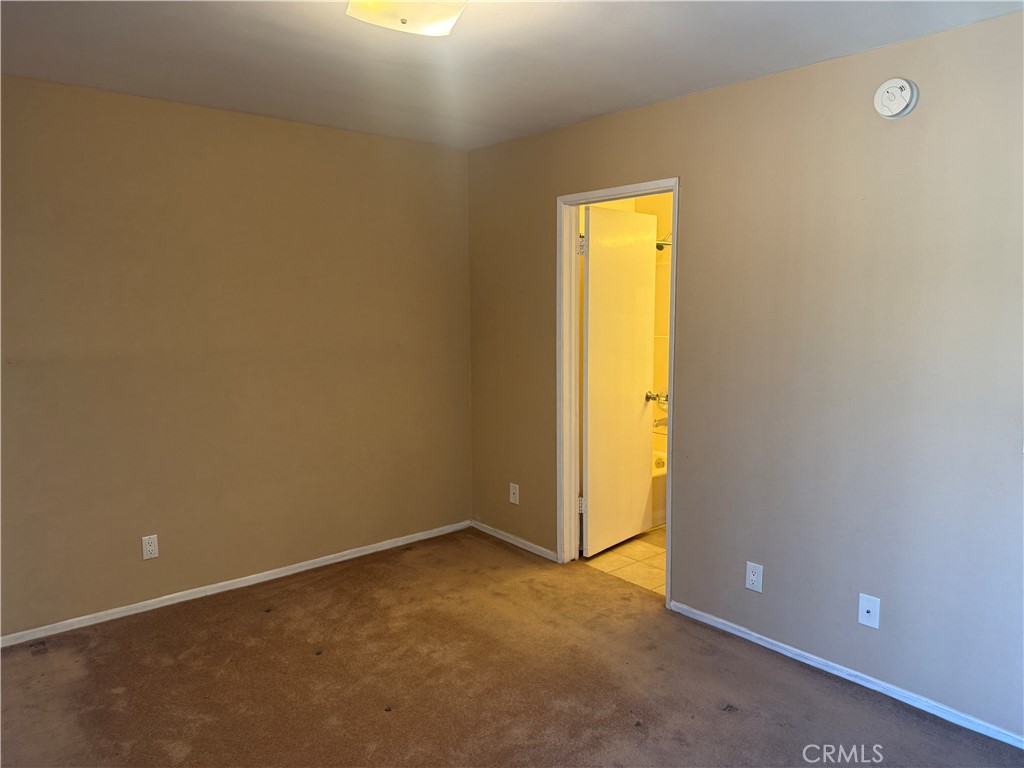1022 Irving Avenue 3 Property Photo 13