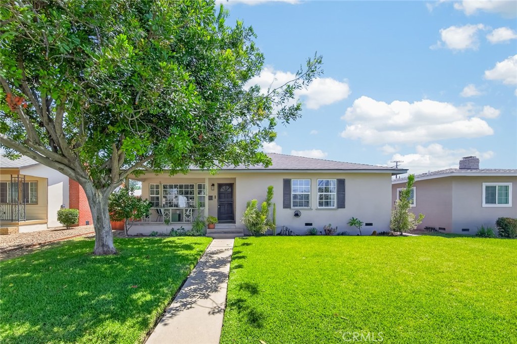1006 N Sunset Avenue Property Photo 1