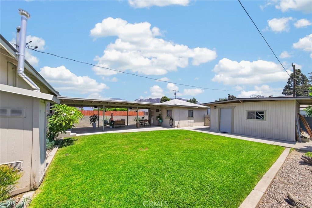 1006 N Sunset Avenue Property Photo 27