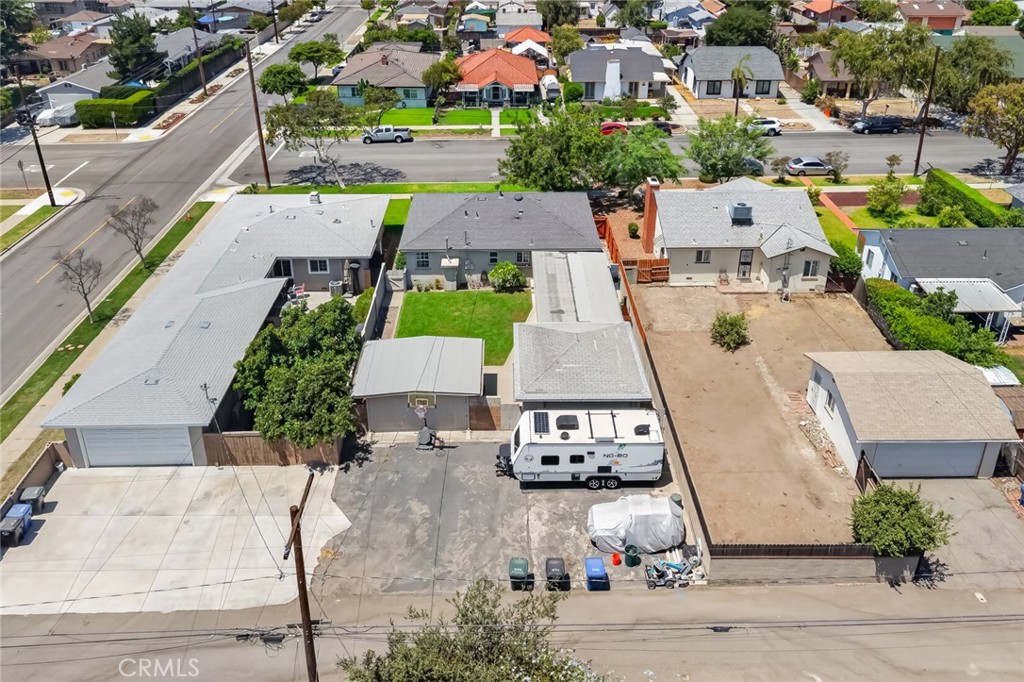 1006 N Sunset Avenue Property Photo 45