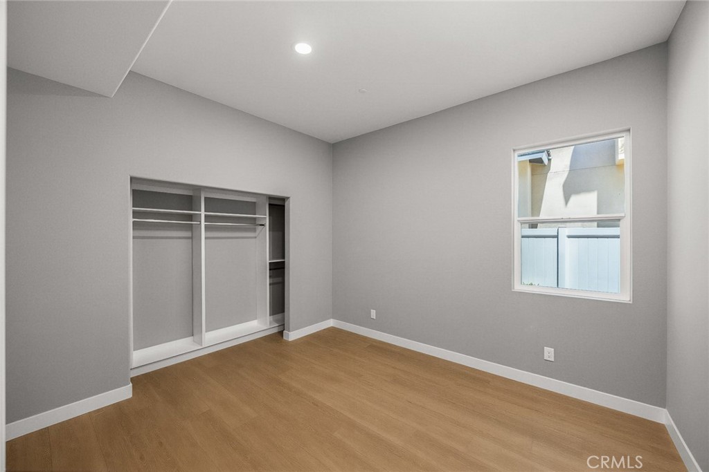 693 Castlehill Drive Property Photo 13