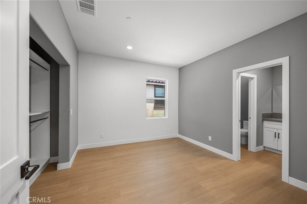 693 Castlehill Drive Property Photo 19