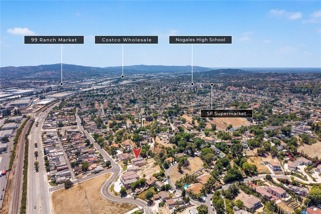 693 Castlehill Drive Property Photo 47