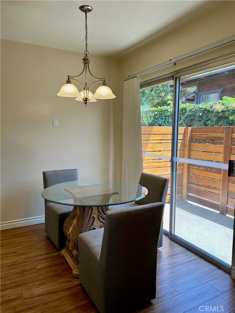 228 W Lemon B Property Photo 5