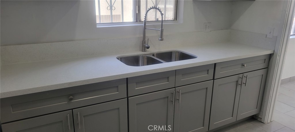 6315 8th Property Photo 5