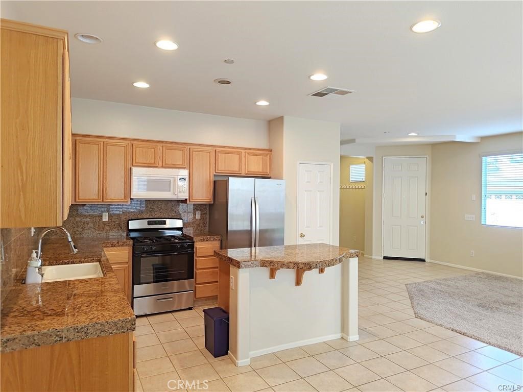 4531 Streamport Dr Property Photo 4