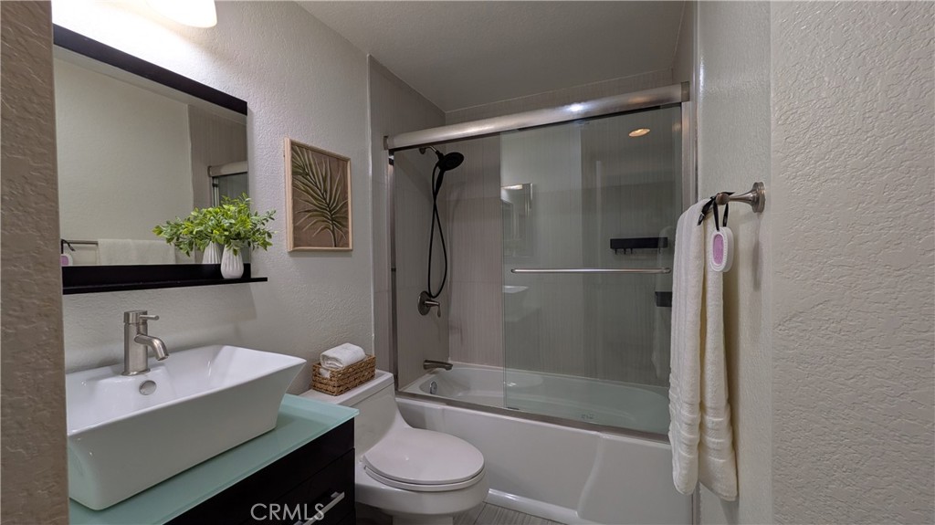 22765 Lakeway 432 Property Photo 6
