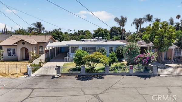15834 E Kingside Property Photo 2