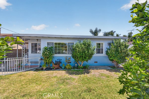 15834 E Kingside Property Photo 4