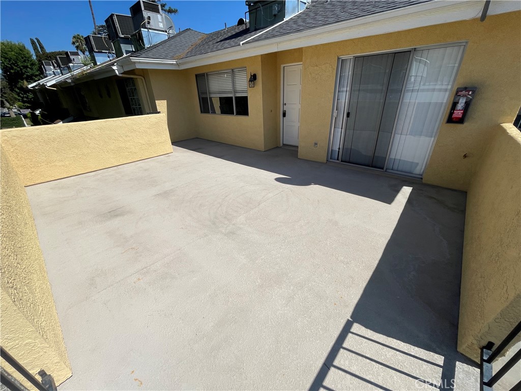 303 S Violet Avenue J Property Photo 3